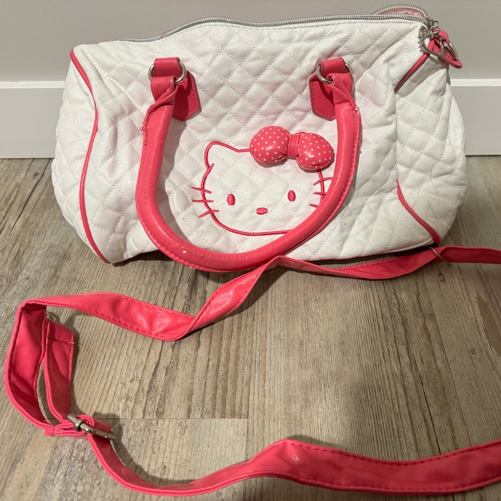 Hello Kitty White & Pink Quilted Shoulder Bag